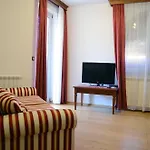 Armin Appartement *