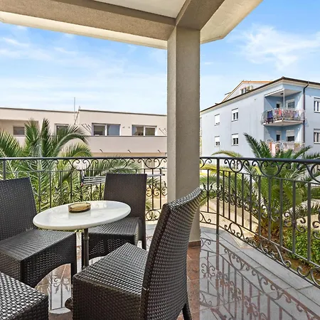 Armin Apartament *