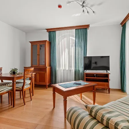 Apartament Armin *